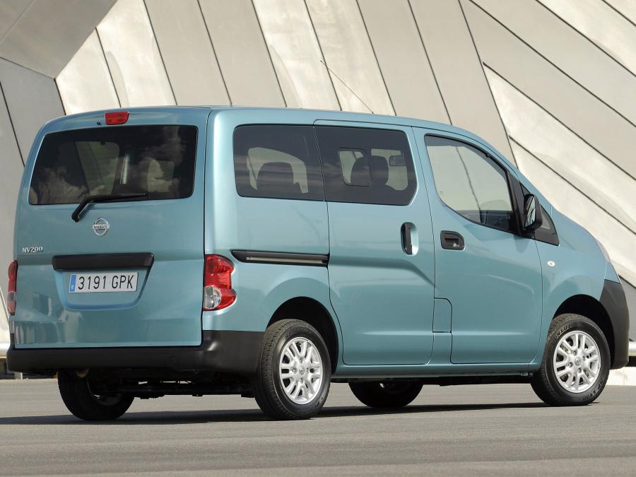  Nissan NV200 Vanette Van GX 2009 года  (фото 6 из 14)